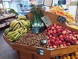29-biocoop-gresy-sur-aix-magasin-alimentation-bio-fruit-legume-saison.webp