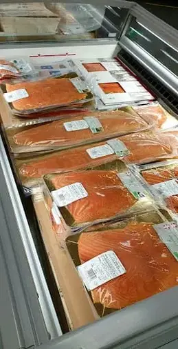 29-biocoop-gresy-sur-aix-magasin-alimentation-bio-saumon-poisson.webp